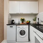 2-bedroom Breweries Living Close To Metro Bus Tram * Warszawa