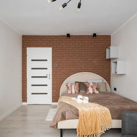 Apartament 2-bedroom Breweries Living Close To Metro Bus Tram Warszawa