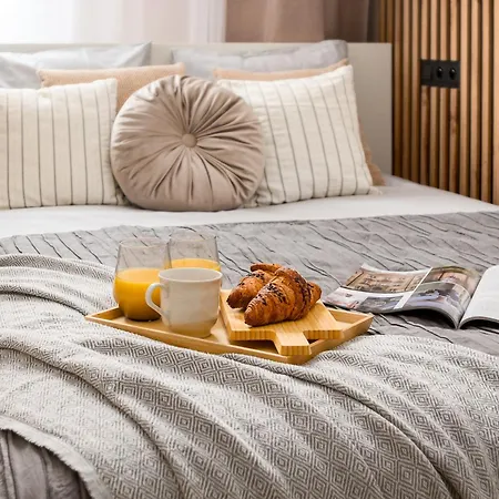 Apartament 2-bedroom Breweries Living Close To Metro Bus Tram Warszawa