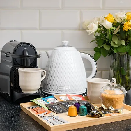 Apartament 2-bedroom Breweries Living Close To Metro Bus Tram *