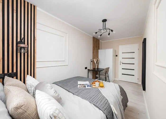 2-bedroom Breweries Living Close To Metro Bus Tram