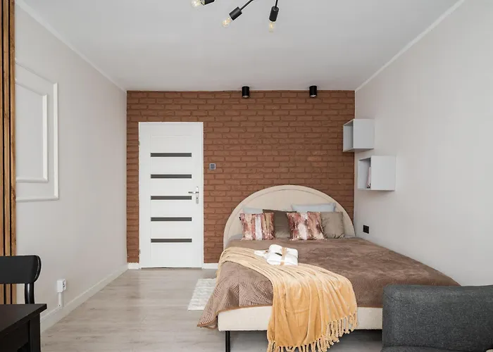 شقة 2-bedroom Breweries Living Close To Metro Bus Tram وارسو