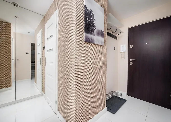 شقة 2-bedroom Breweries Living Close To Metro Bus Tram *