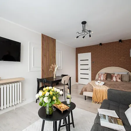 Apartment 2-bedroom Breweries Living Close To Metro Bus Tram Warsaw