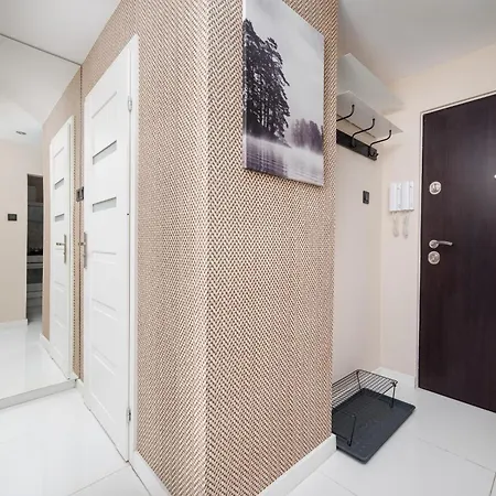 Apartment 2-bedroom Breweries Living Close To Metro Bus Tram *